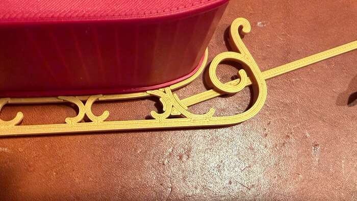 Step 08b - Close-up of pull bar attached to sleigh runner.jpg